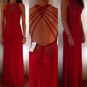 Beautiful Red prom/ evening gown